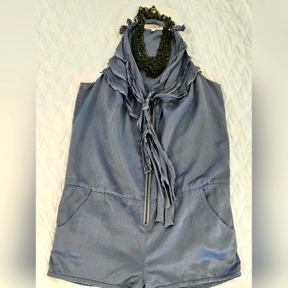 La Rok short rumper